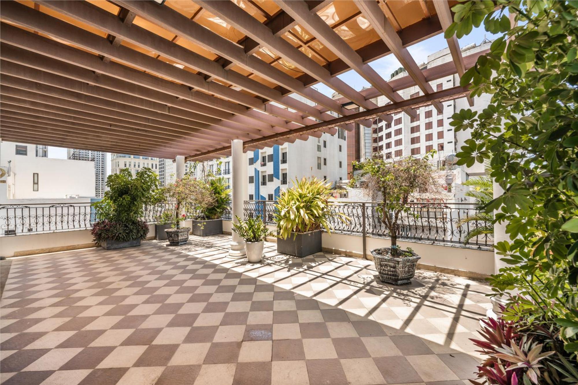 Palazzo Luxury Hotel Da Nang Exterior photo